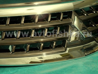 Mitsubishi Outlander XL (06-) решетка радиатора под титан с хромом, оригинал MMC